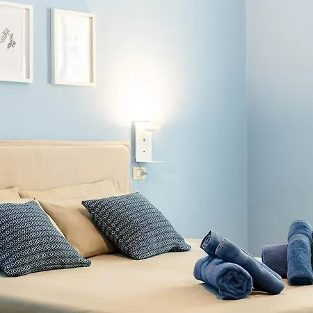 Daire Casa Elegante Nel Cuore Di Con Terrazza