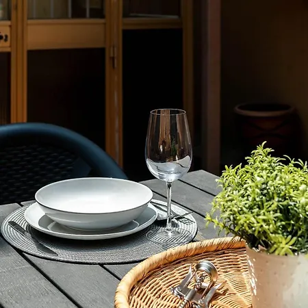 Casa Elegante Nel Cuore Di Con Terrazza アパート *