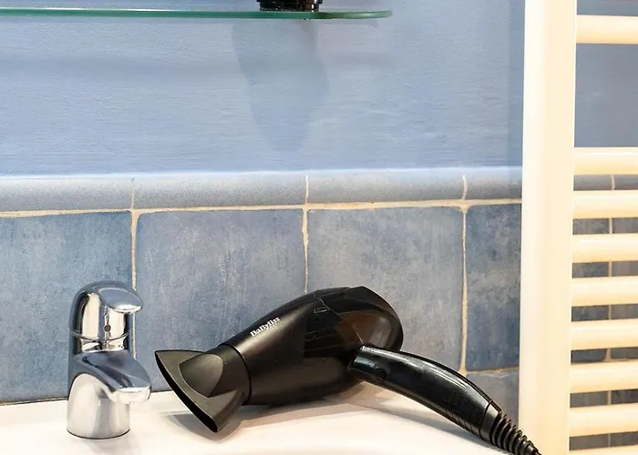 Casa Elegante Nel Cuore Di Con Terrazza דירה בולוניה