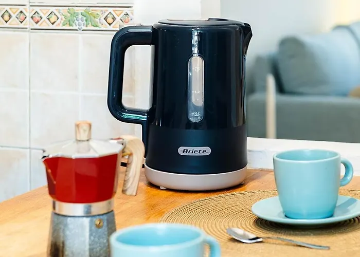 Casa Elegante Nel Cuore Di Con Terrazza דירה *