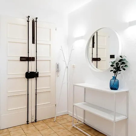 Casa Elegante Nel Cuore Di Con Terrazza Appartement